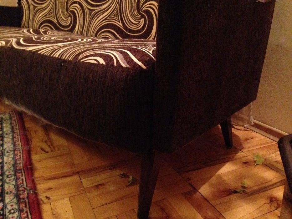 Уникален оригинален диван от Сирия, с 2 фотьойла