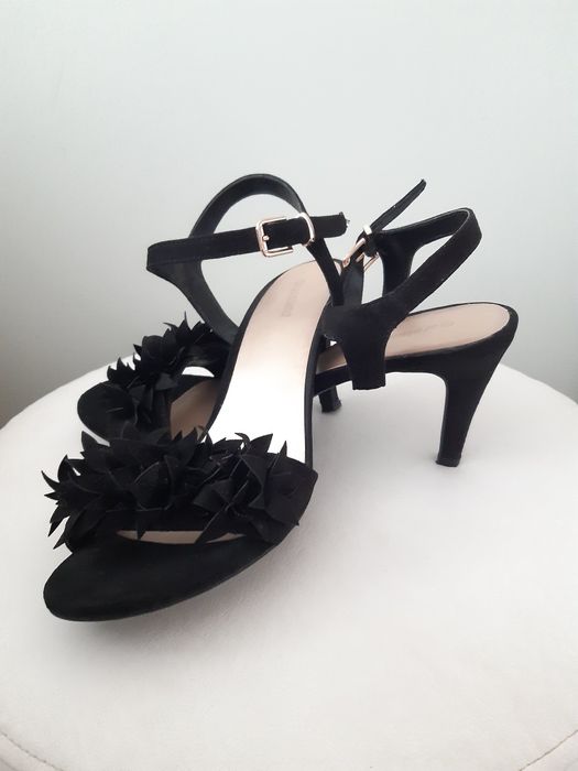 Сандалети GRACELAND, черни на ток