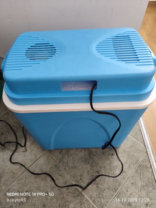 Хладилна чанта-електрическа.