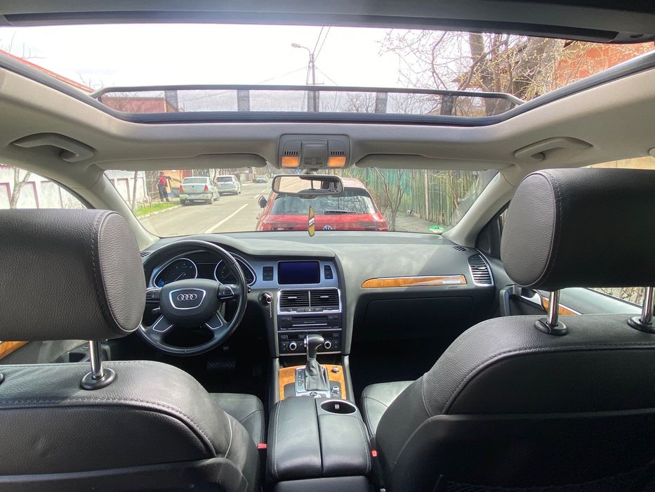 Audi Q7 facelift panoramic 7 locuri camere360