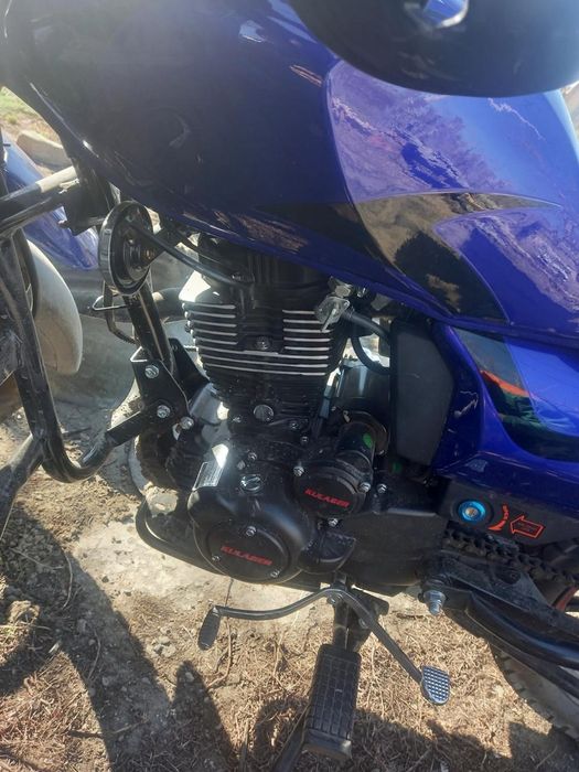 Продам мотоцикл suzuki 200куб постушка