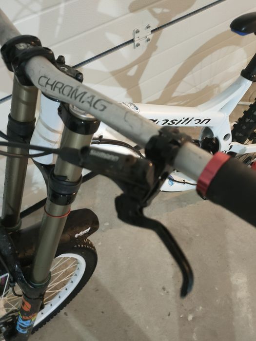 Bicicleta Downhill Transition