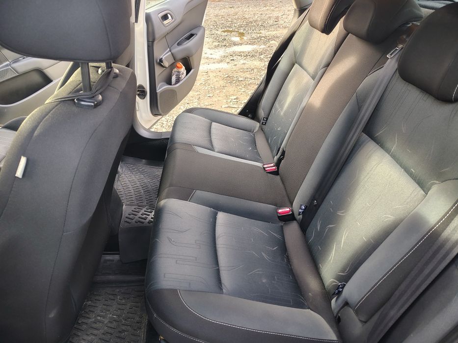 Citroen C4    3300 negociabil