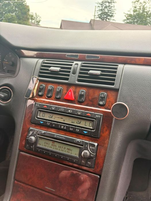 Mercedes E220 CDI