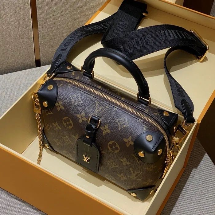 Louis Vuitton Petit Malle Souple