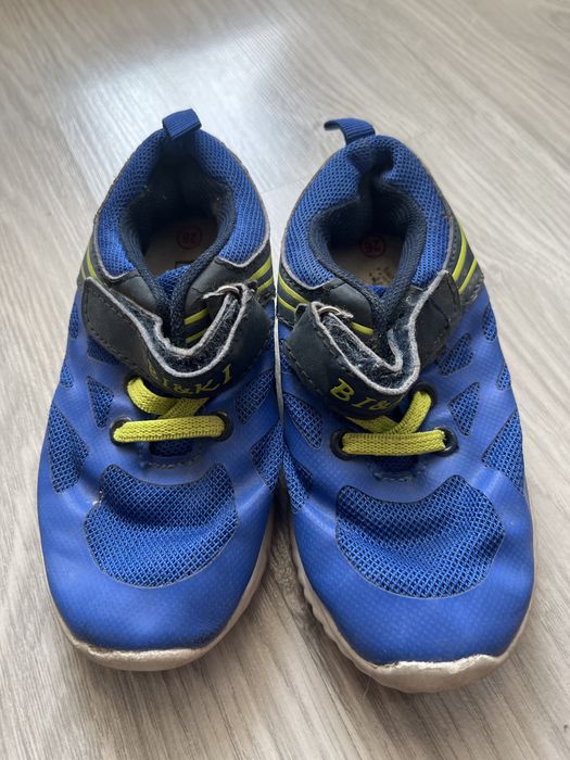 Аяқ киімдер тегін беріледі 40-35-28 размер