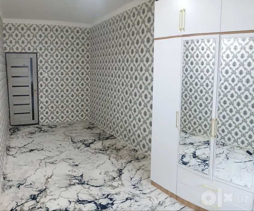 СРОЧНО !! Продается квартира в Яшнабаде 2/2/4 ( 46 кв/м ) Авиасозлар 4