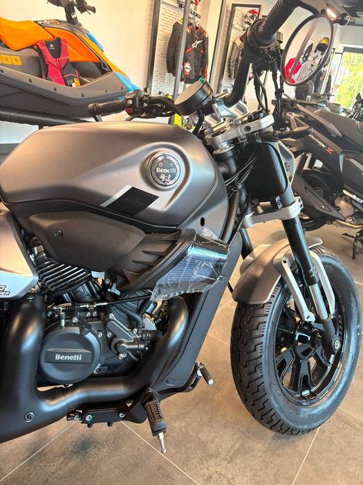 Benelli Leoncino Bobber 400, Moto Bike Shop, Rate TBI Bank