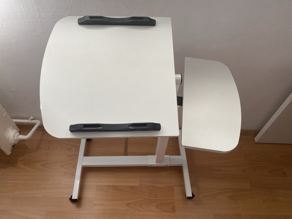 Masa laptop reglabila cu roti culoarea alba