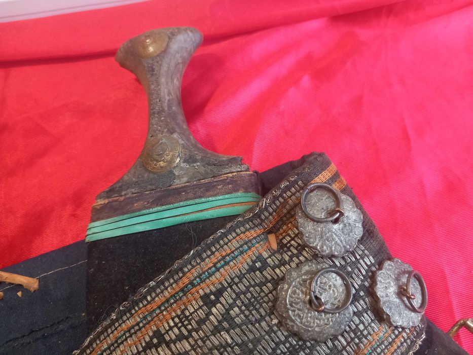 Голям Стар Ханджар, Джамбия Сърмен Колан , Сребро