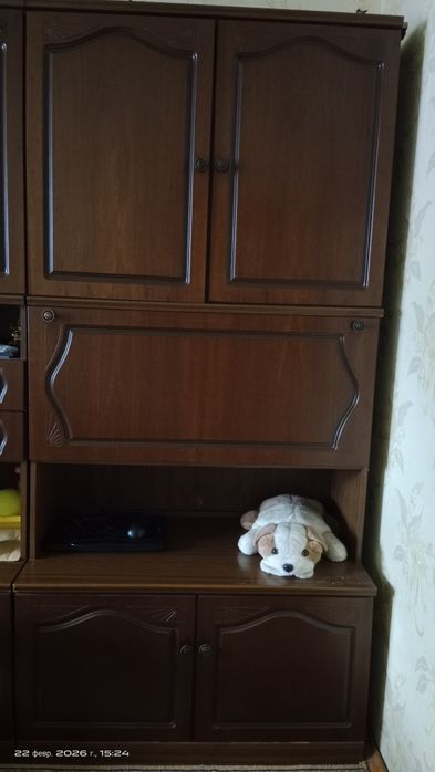 Продам часть стенки