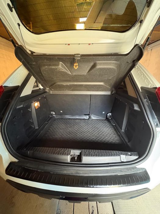 Продам lada X-RAY 2019г