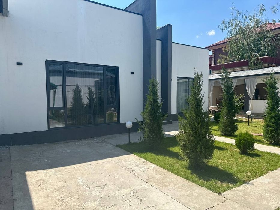 Ракат махаллада 4.5 сотих уй сотилади.