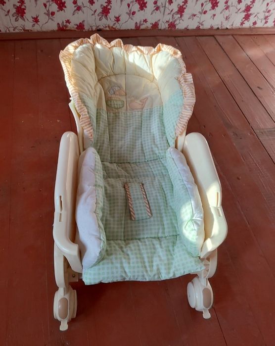 Продам детскую  люльку