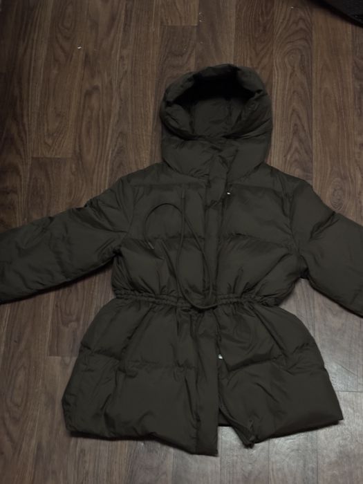 Продам коричневую куртку.