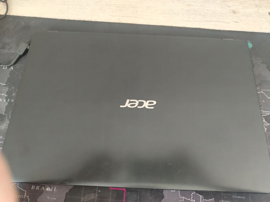 Продам ноутбук Aser Extensa 215-52