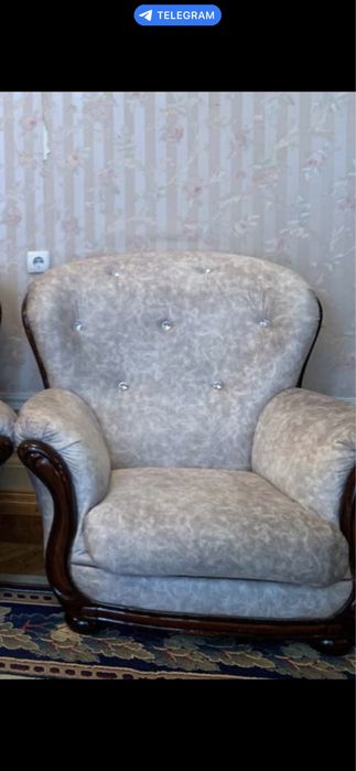 Mebel divan yengi sifati alo darajada razmeri juda kofta