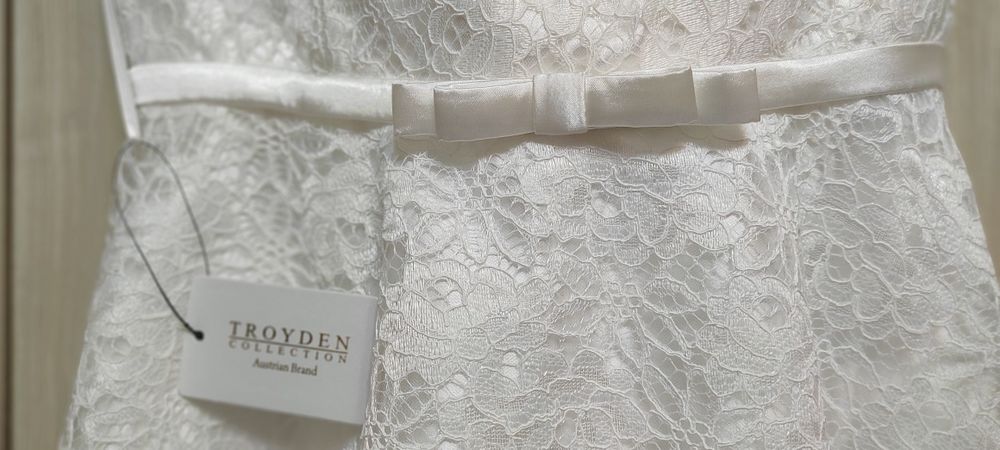 Дамска рокля, официална, булченска