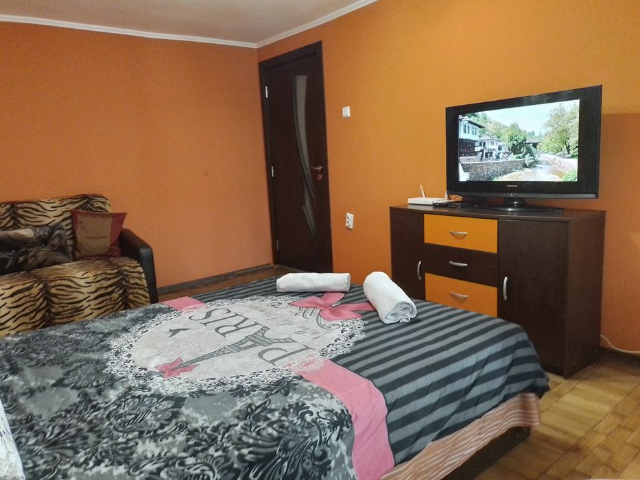 Дава се под наем Тристаен апартамент в Варна, Център - 70 кв.м за 510 € - Снимка #5