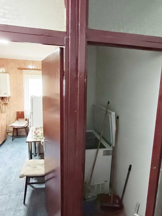 Apartament 3 camere,etaj 4