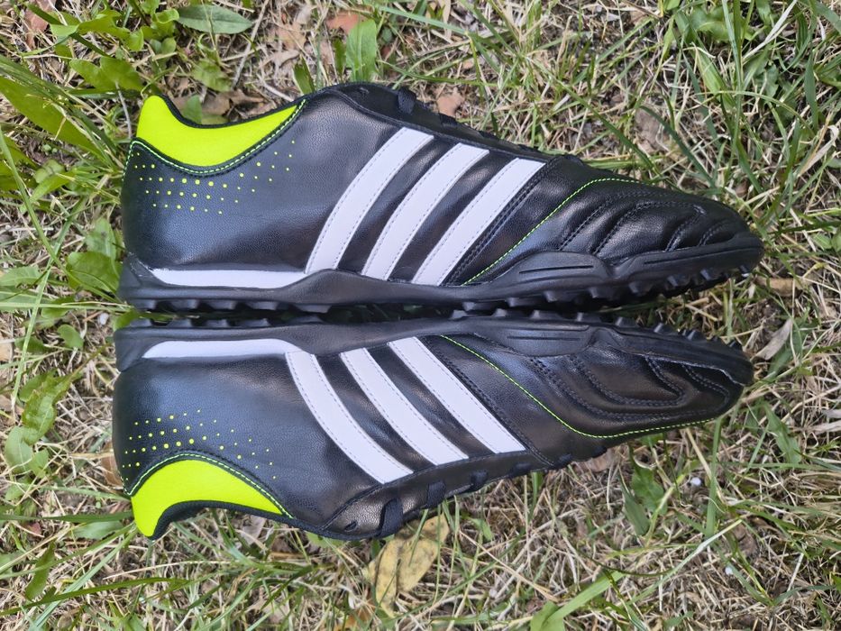 Adidas 11Questra  Trx
