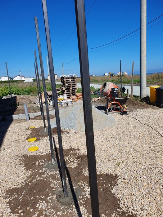 Împrejmuiri / gard / gradini / porți / terenuri