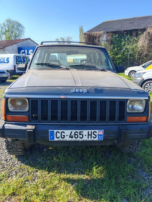 Jeep Cherokee 4x4 - Functional