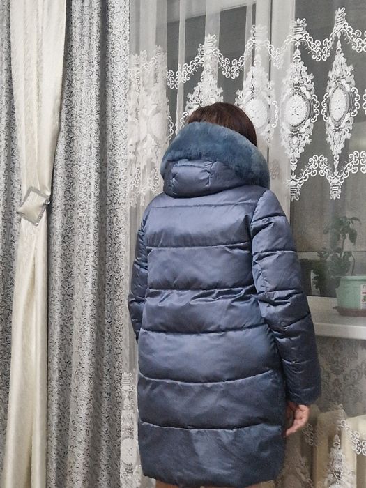 Продам куртку зимню