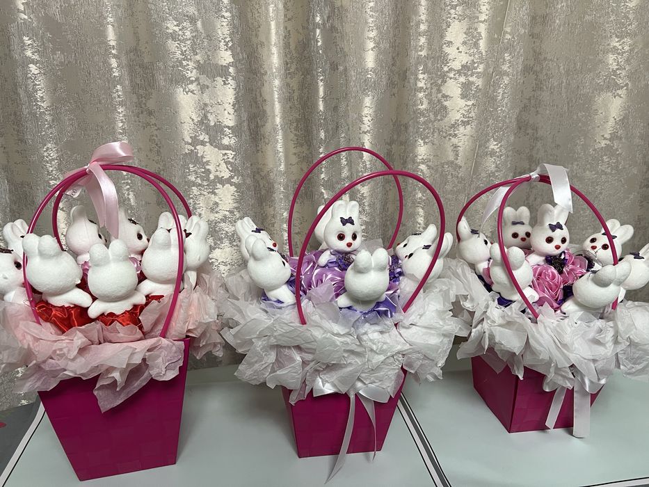 Букеты из игрушек