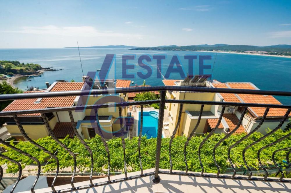 Продава се Хотел в Созопол - 334 кв.м за 1498 €/кв.м - Снимка #4