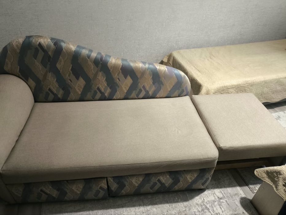 Продам диван в хорошем состоянии