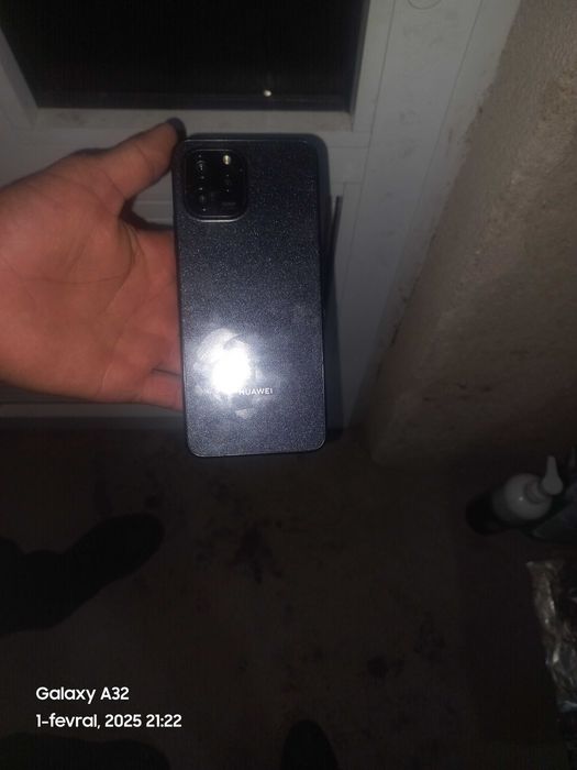 Huawei nova y60 holati yaxshi