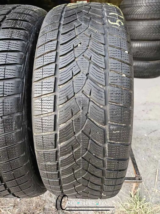 SET 2 Anvelope Iarna 235/55 R19 GOODYEAR UltraGrip Performance Gen 1