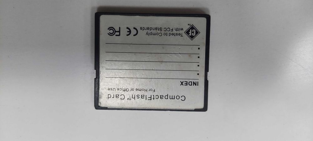 Карты памяти CompactFlash Unigen, 1 GB MemoryStick PRO-HG Duo