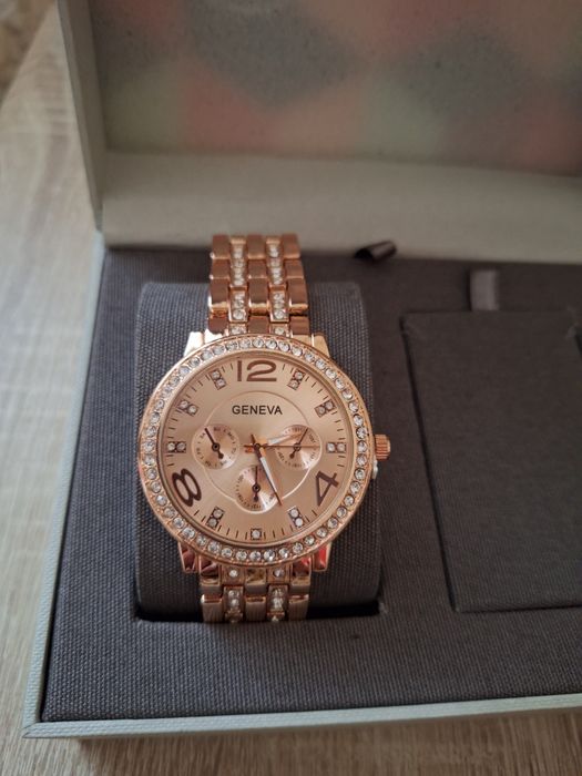 Ceas de mână, GENEVA