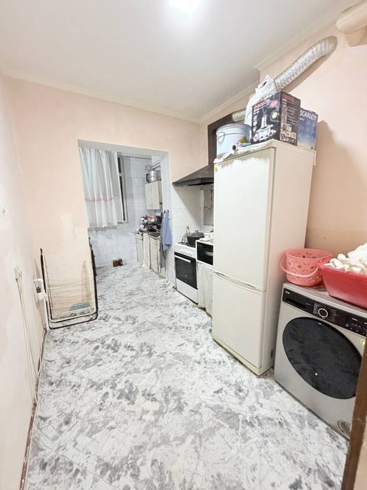 Продается 2х квартира Чирчик 10 микрорайон