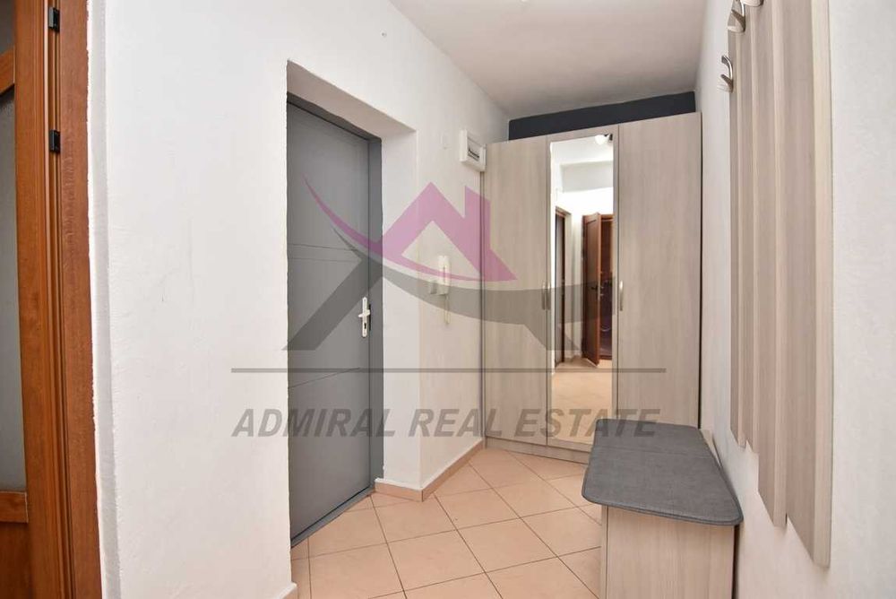 Тристаен -обзаведен -Аспарухово