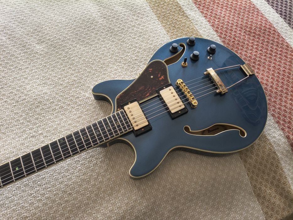 Ел. китара IBANEZ amh 90