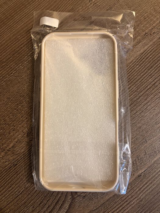 Кейс / калъф за iPhone 17 - нови