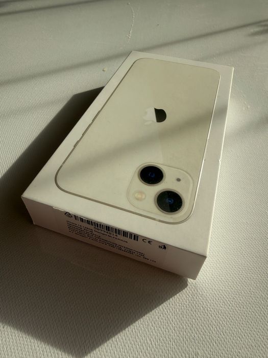 iPhone 13, 128GB в ОТЛИЧНО състояние! Бял