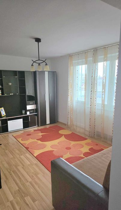 PF închiriez apartament 2 camere decomandate zona Cedonia