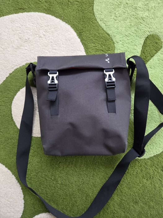 Vând geantă Vaude pentru bicicletă