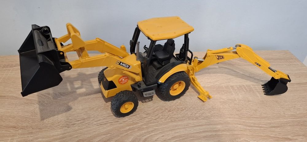 Vand macheta excavator JCB Midi Bruder scara 1:16