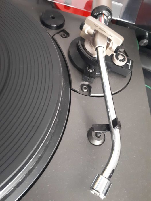 Pick-up Hitachi HT-353 (direct drive, semi-automatic)