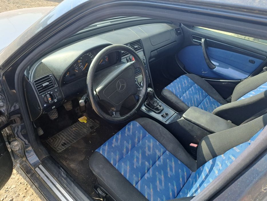 Мерцедес С 200 на части !