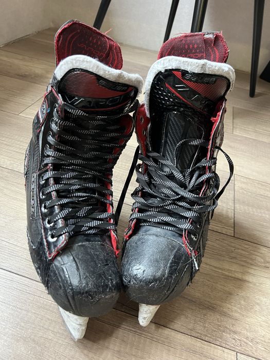 Коньки хоккейные