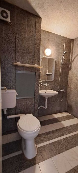 Дава се под наем Двустаен апартамент в София, Надежда 2 - 76 кв.м за 612 € - Снимка #6