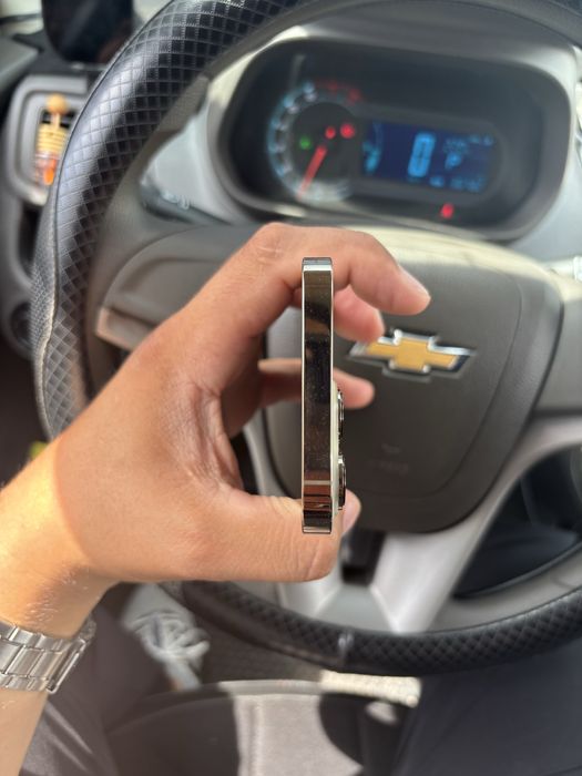 Продам iPhone 13 Pro 256gb