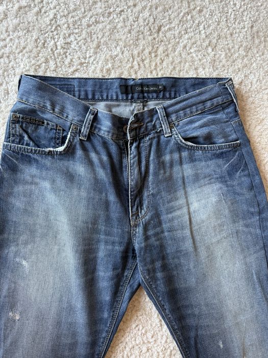 Blugi cu aspect uzat- Calvin Klein