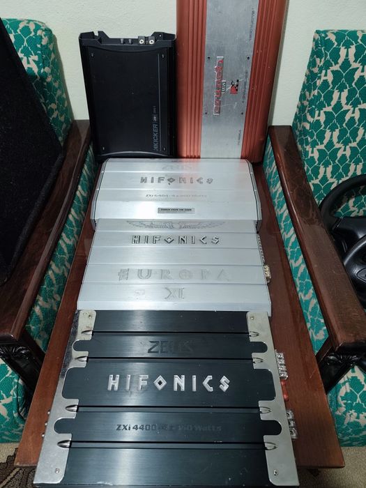 Amplificatoare auto Hifonics Crunch Kicker Jbl nu Hertz Helix Alpine